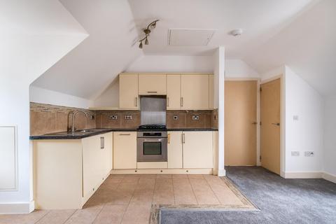 2 bedroom apartment for sale, St. Ronans View, Dartford