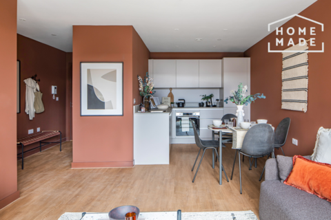 1 bedroom flat to rent, The Goodsyard, B18