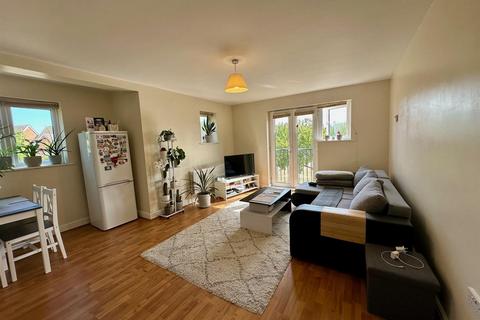 2 bedroom flat for sale, St. Katherines Mews, Peterborough PE7