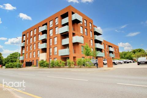 2 bedroom apartment to rent, North Street, Hornchurch