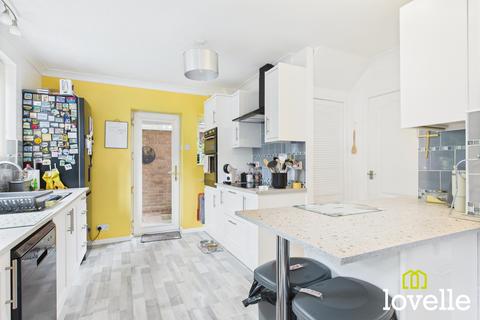 7 Beechdale, Cottingham, HU16 4RH