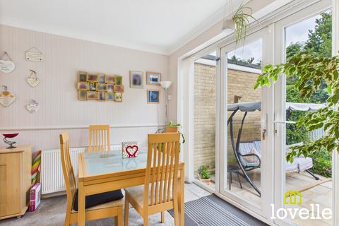7 Beechdale, Cottingham, HU16 4RH