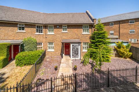 undefined, Park Cliff Road, Greenhithe DA9