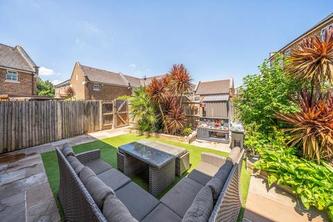 undefined, Park Cliff Road, Greenhithe DA9