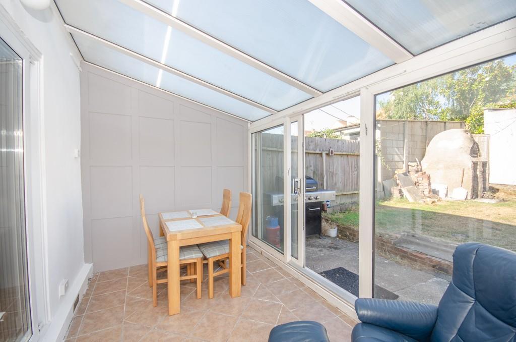 Conservatory pic 2.jpg