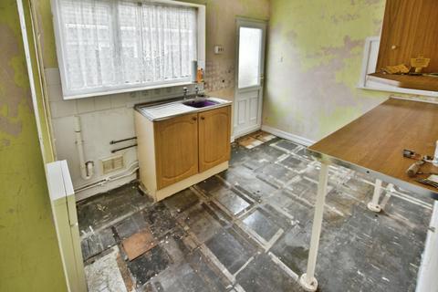 undefined, Bryn Siriol, Coedpoeth, LL11