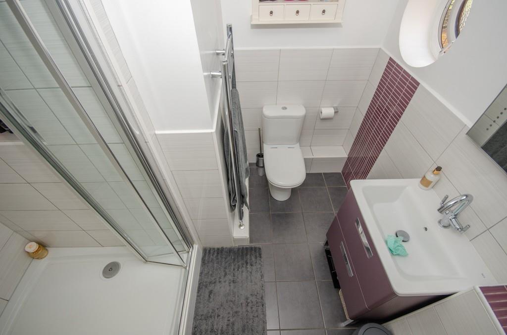 Ensuite.jpg