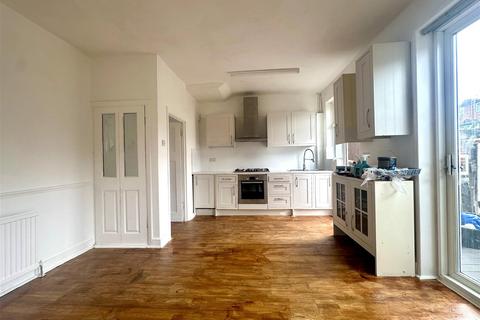 3 bedroom house for sale, Thornton Road, Ilford IG1