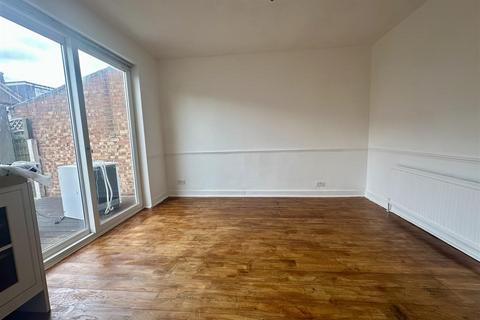 3 bedroom house for sale, Thornton Road, Ilford IG1