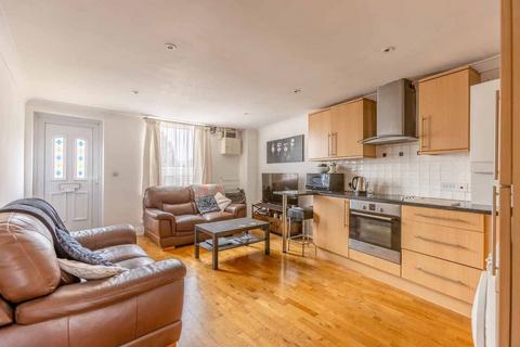 1 bedroom flat for sale, High Street, Iver SL0