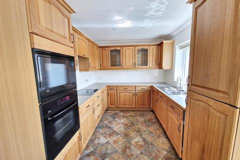 3 bedroom detached house to rent, The Park, Tregony, Truro