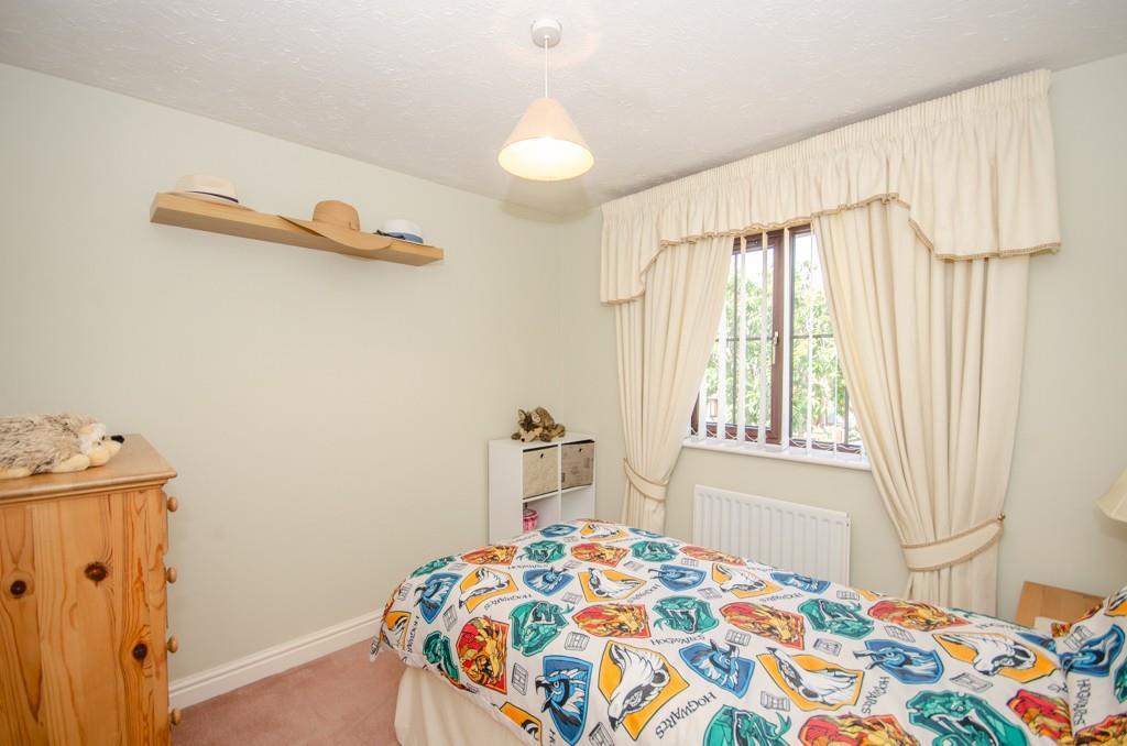 Bedroom 4.jpg