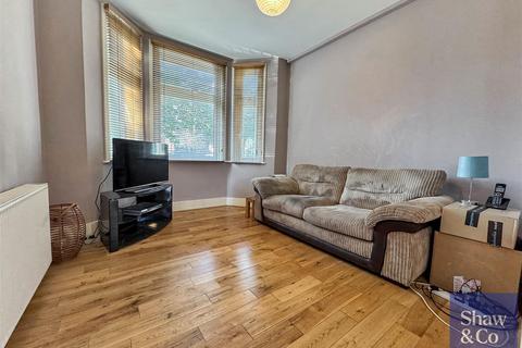 undefined, Grove Road, Hounslow TW3