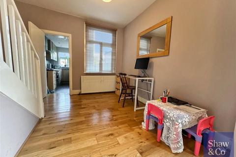 undefined, Grove Road, Hounslow TW3
