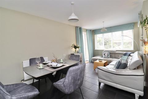 undefined, Morgan Close, Pocklington
