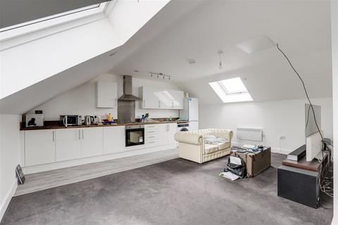 undefined, Holland Street, Hyson Green NG7