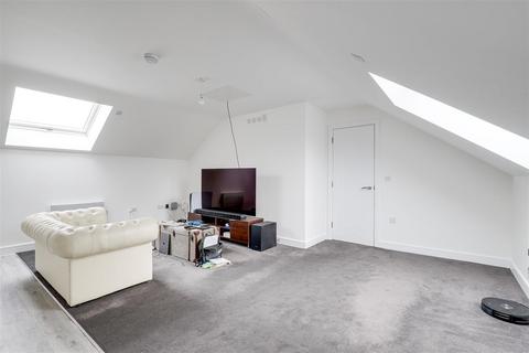 undefined, Holland Street, Hyson Green NG7