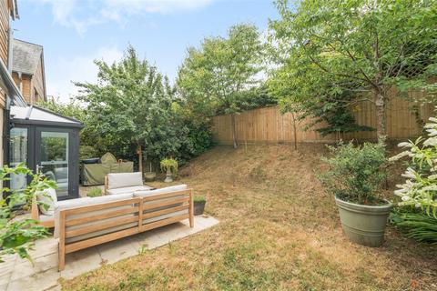 19 Longstem Drive, Dartington, Totnes, TQ9 6FS