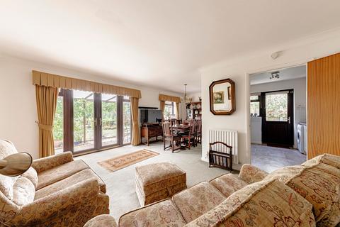 3 bedroom detached bungalow for sale, Woodside, Dunkirk, ME13