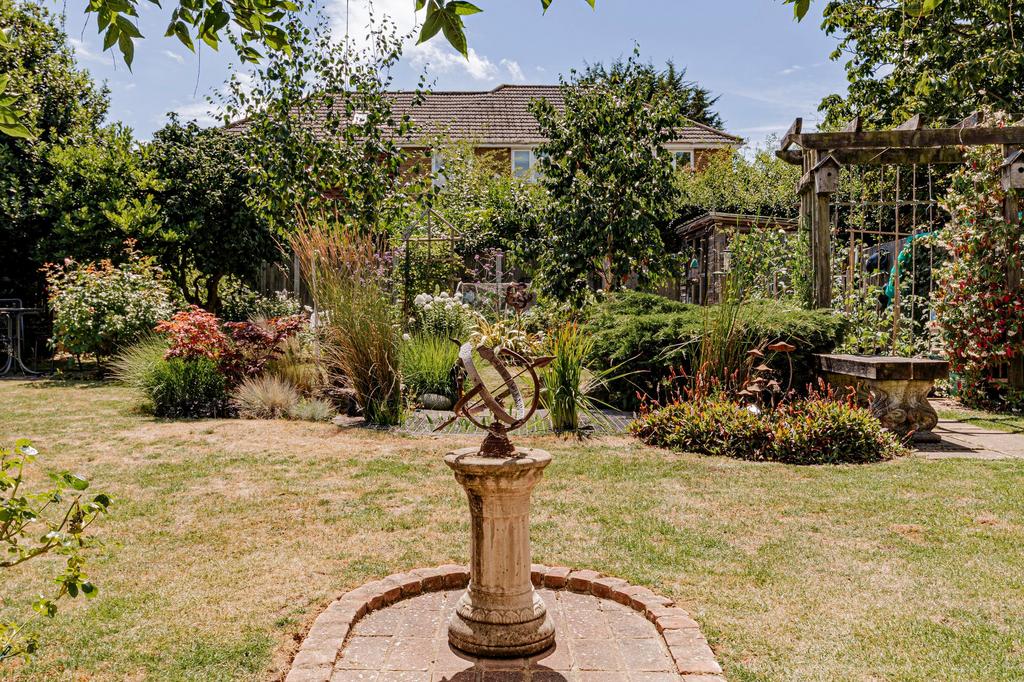 Rear Garden (6)
