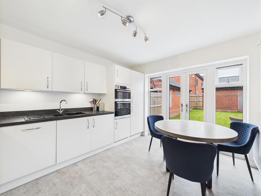 CAM01488 G0-PR0144-STILL007.jpg