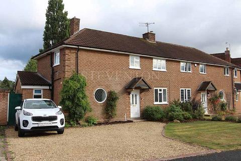 undefined, Highlands Road, Finchfield, Wolverhampton, WV3