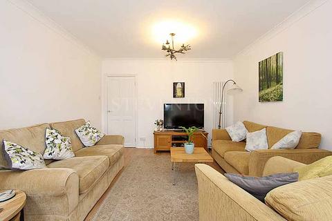 undefined, Highlands Road, Finchfield, Wolverhampton, WV3