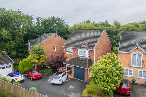 4 bedroom detached house for sale, Thrush Way, Winsford