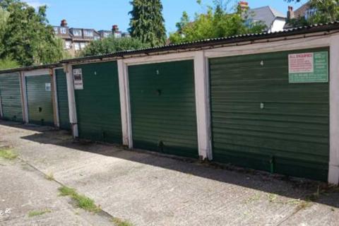 Garage to rent, Clock House Road, Beckenham BR3