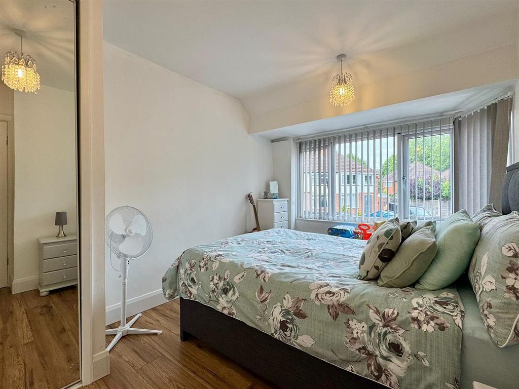 Bedroom 2 (1).jpg
