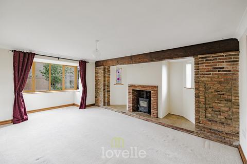 6 bedroom detached house for sale, Swaby Close, Marshchapel DN36