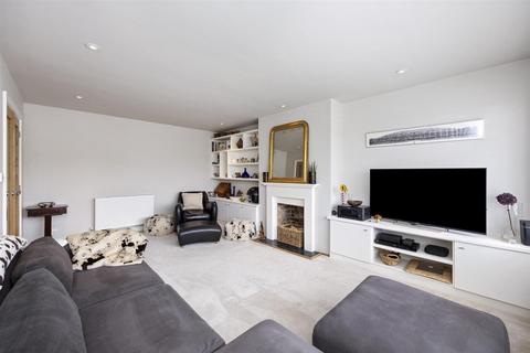 4 bedroom semi-detached house for sale, Mill Rise, Westdene, Brighton