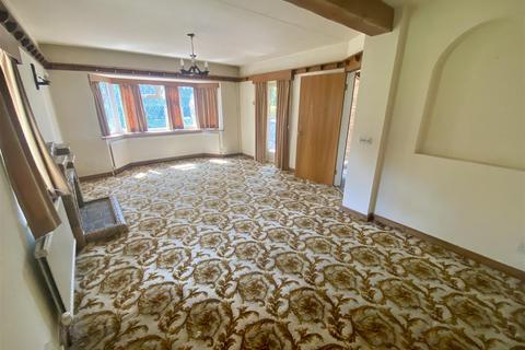 3 bedroom detached bungalow to rent, Lutterworth Road, Burbage LE10