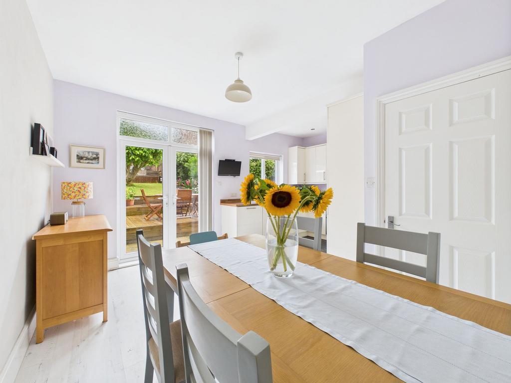 Dining/Kitchen