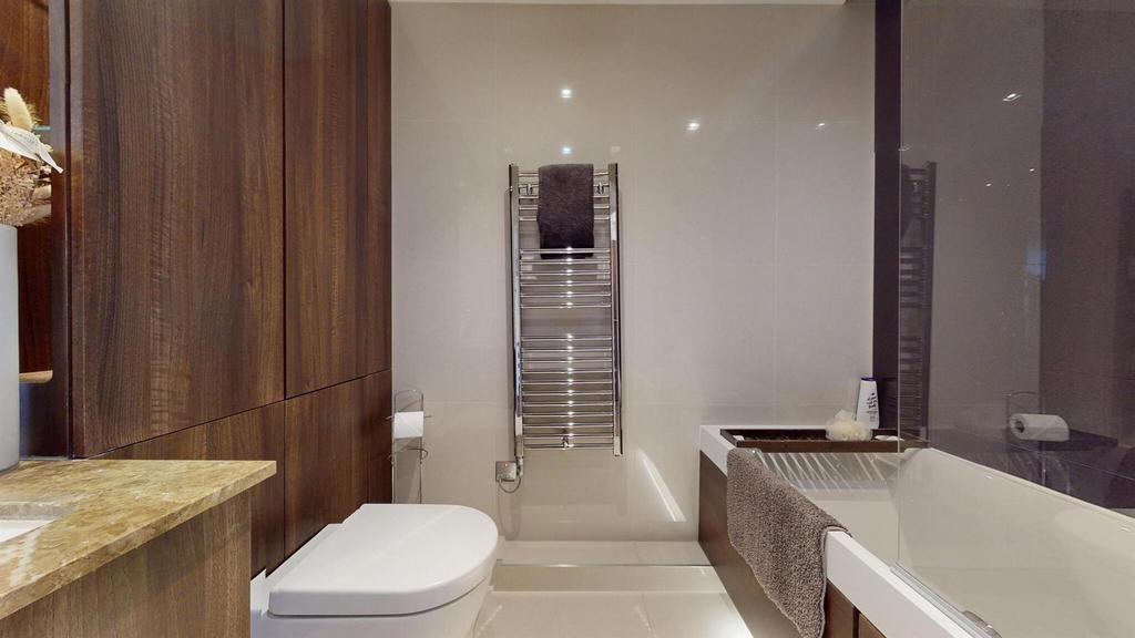 Longfieldave.bathroom1.2.jpg
