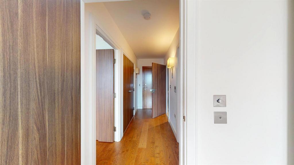 Longfieldave.hallway.jpg
