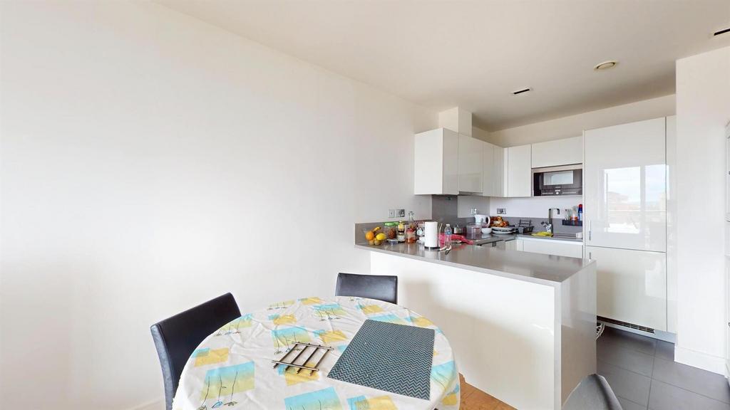 Longfieldave.kitchen2.jpg