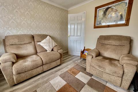2 bedroom bungalow to rent, Brookdale Avenue, Thornton-Cleveleys FY5