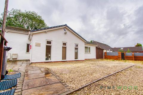 3 bedroom bungalow for sale, Barlborough Road, Chesterfield S43