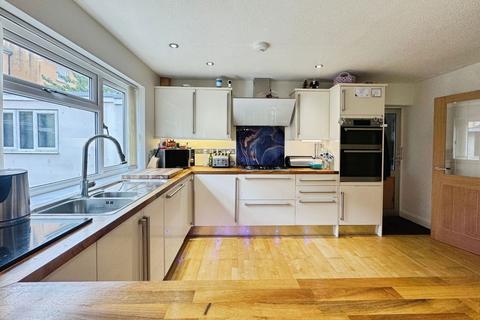 22 Dovetons Drive, Williton, Taunton, TA4 4ST