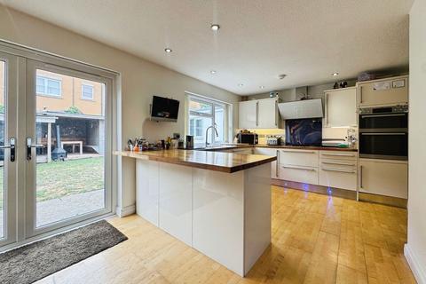 22 Dovetons Drive, Williton, Taunton, TA4 4ST