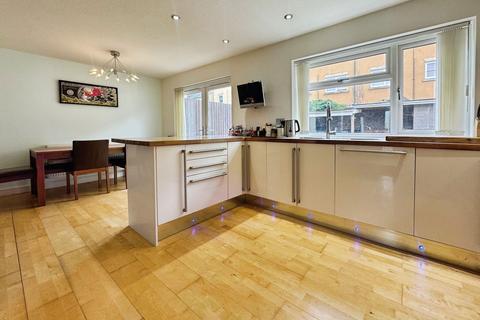 22 Dovetons Drive, Williton, Taunton, TA4 4ST