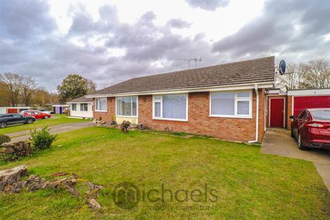 2 bedroom semi-detached bungalow to rent, Amberley Close, Wivenhoe, CO7