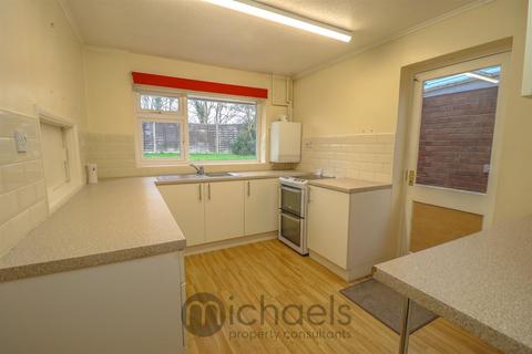 2 bedroom semi-detached bungalow to rent, Amberley Close, Wivenhoe, CO7
