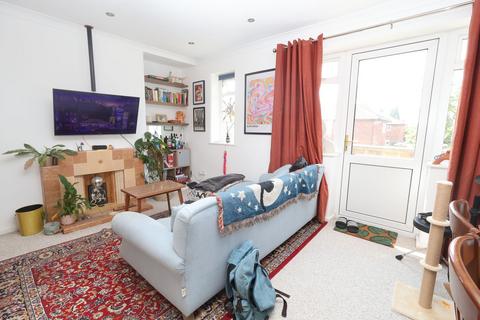 2 bedroom flat for sale, Debenham Road, Stretford, M32