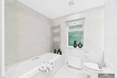 2 bedroom apartment for sale, 2 Pendine Grovelands Park, St Clears SA33