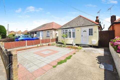 2 bedroom detached bungalow to rent, Margate Road Ramsgate CT12