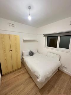 7 bedroom house share to rent, Cann Hall Road, London E11