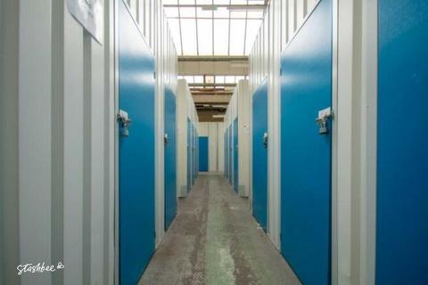 Garage to rent, Albion Road, Greengates BD10