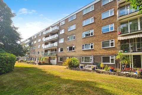 West Cliff Road, Bournemouth, BH4